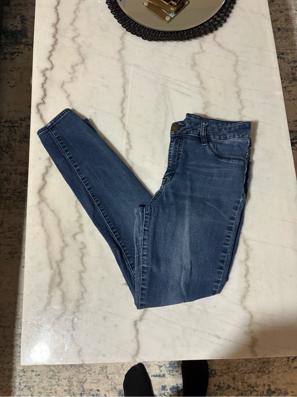 refuge Women's Skinny Jeans in Dark Blue Wash